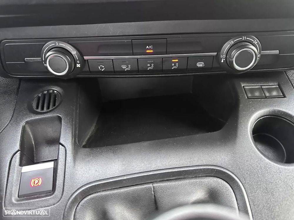 Peugeot partner 1.5 hdi 3 lugares - 28