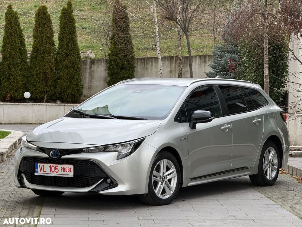 Toyota Corolla 2.0 Hybrid Touring Sports Lounge - 2