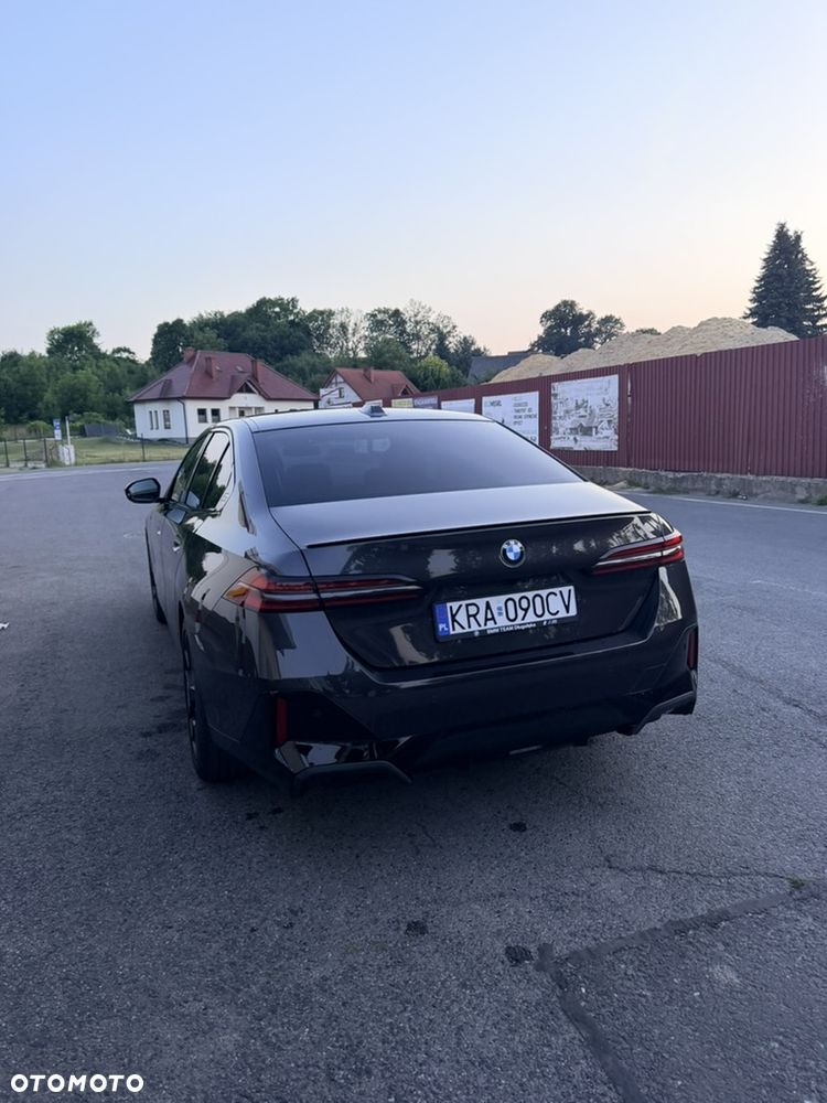 BMW Seria 5 520d mHEV M Sport - 4