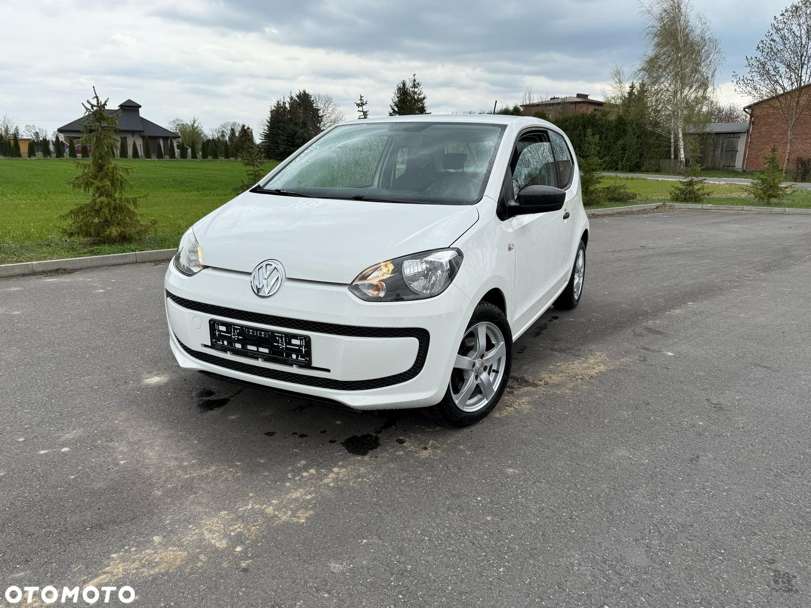 Volkswagen up! 1.0 beats - 5