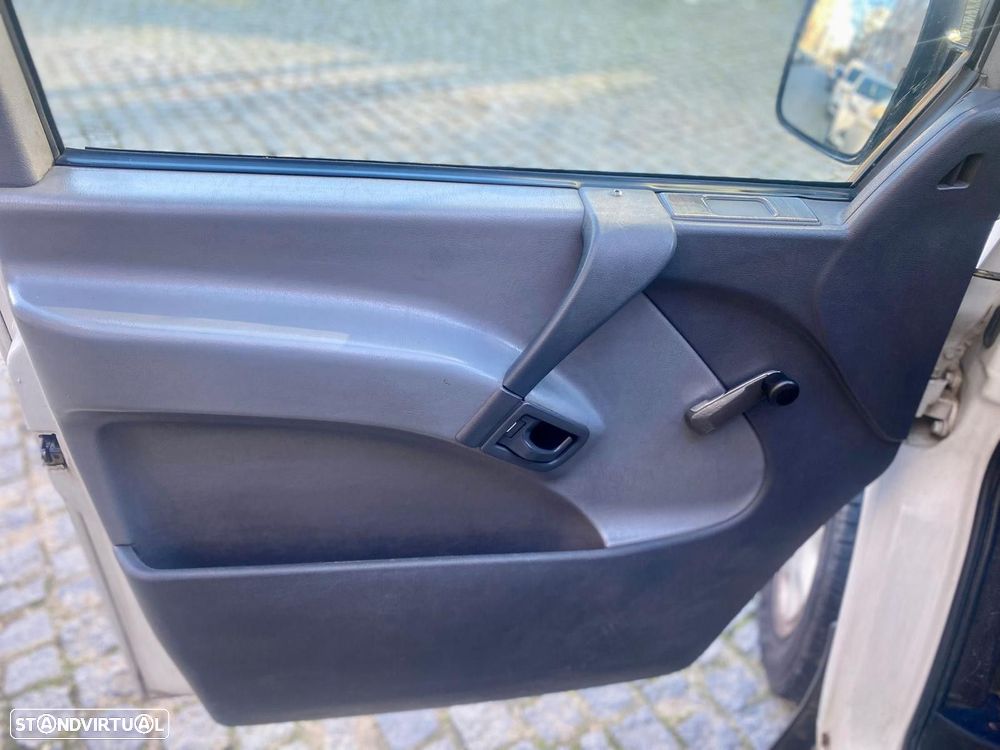 Mercedes-Benz Vito 108 2.3 D/30 - 22