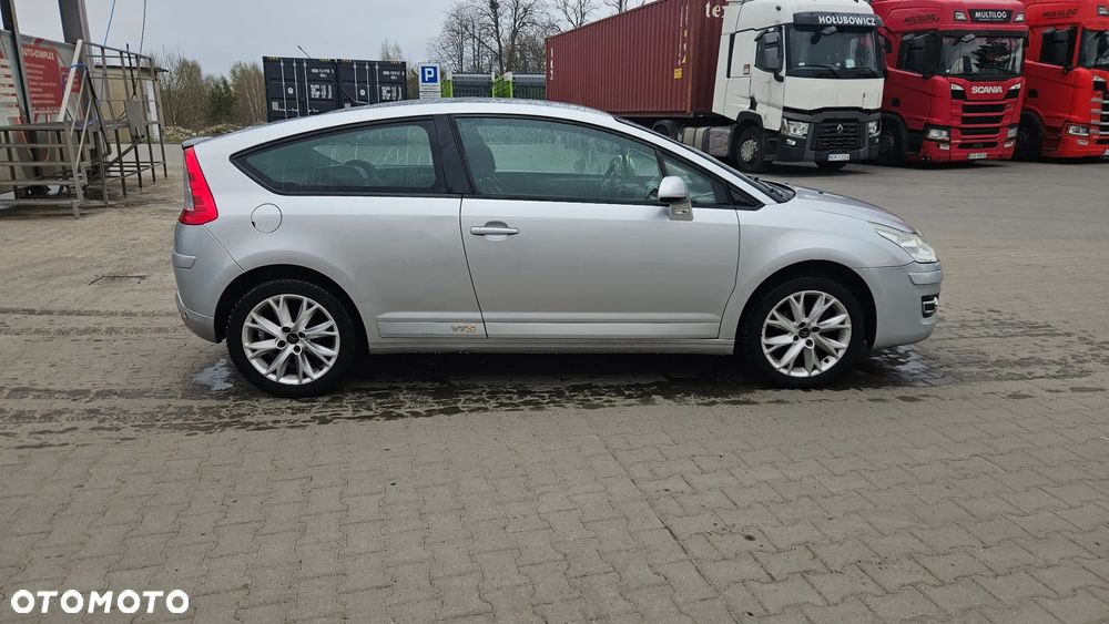 Citroën C4 HDi 110 FAP EGS6 VTR Plus - 6