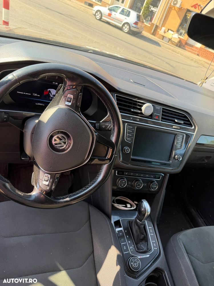 Volkswagen Tiguan 2.0 TDI SCR 4MOTION DSG Life - 4