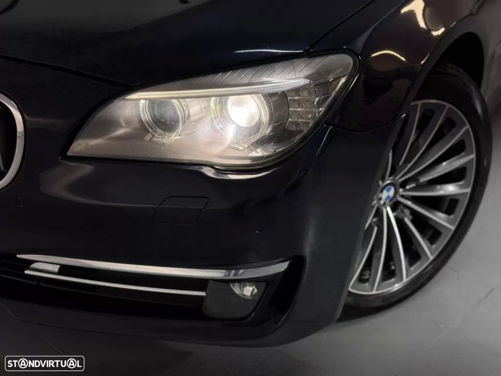 BMW 730 - 13