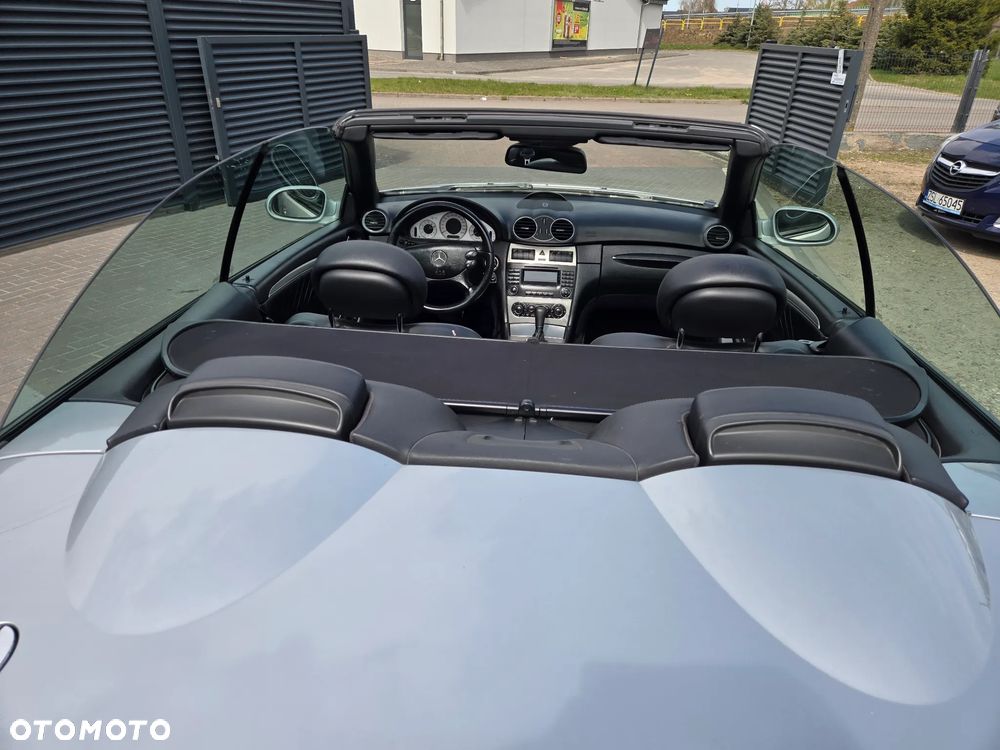 Mercedes-Benz CLK - 11