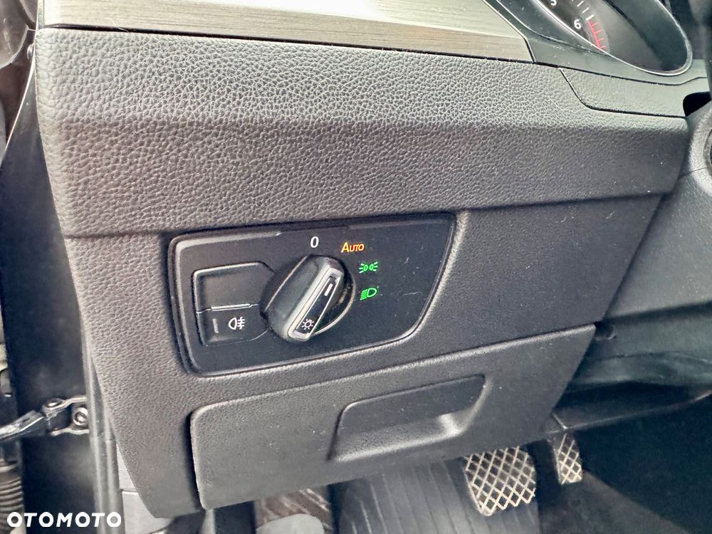 Volkswagen Passat 1.5 TSI EVO Business DSG - 17