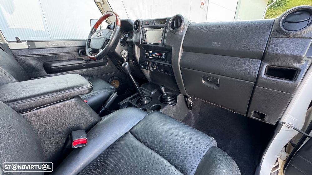 Toyota Land Cruiser D-4D - 39
