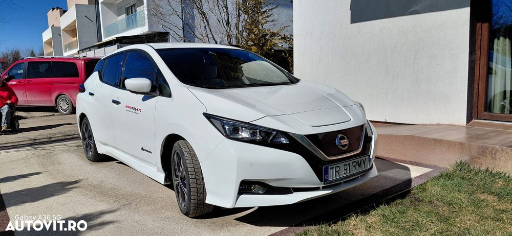 Nissan LEAF Tekna - 2