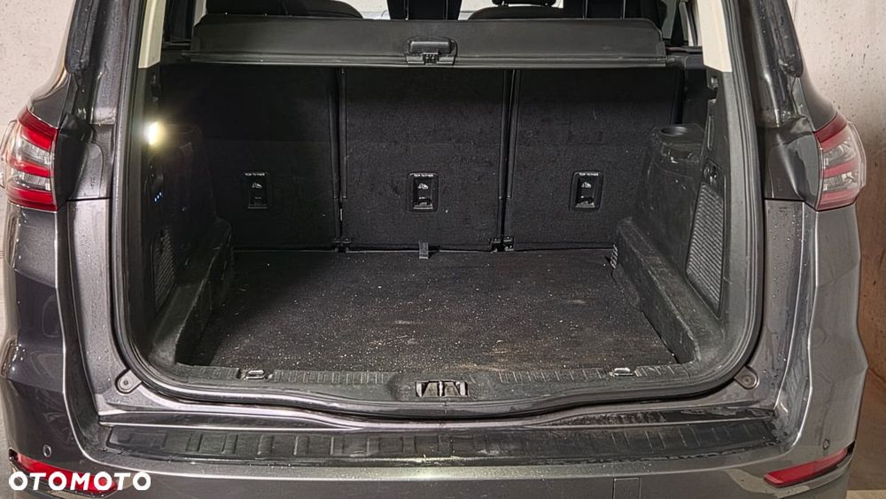 Ford S-Max 2.0 EcoBlue Titanium - 15