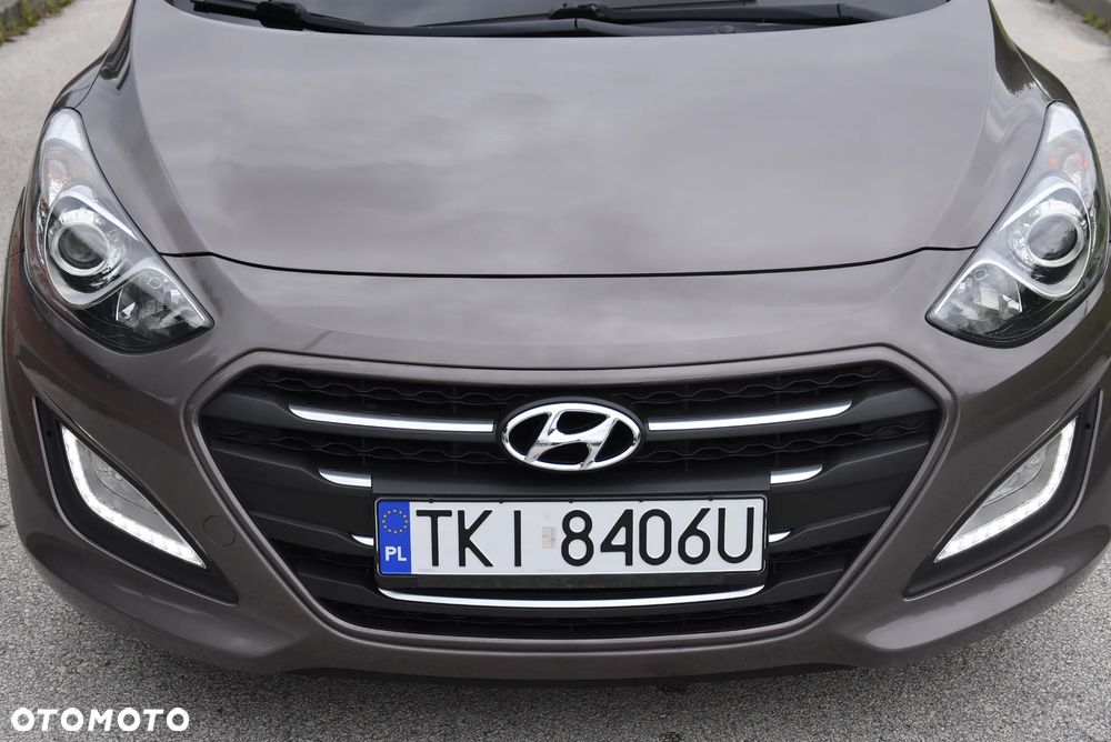 Hyundai i30 blue 1.6 GDI YES Gold - 14
