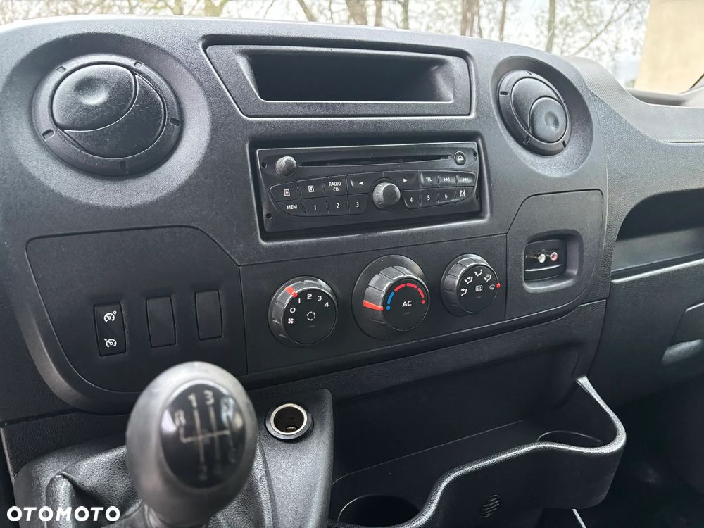 Renault Master - 15