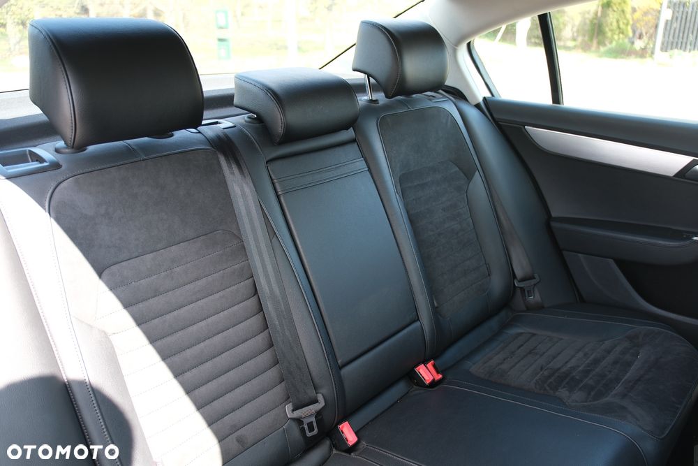 Volkswagen Passat 2.0 Blue TDI DSG SCR Exclusive - 17