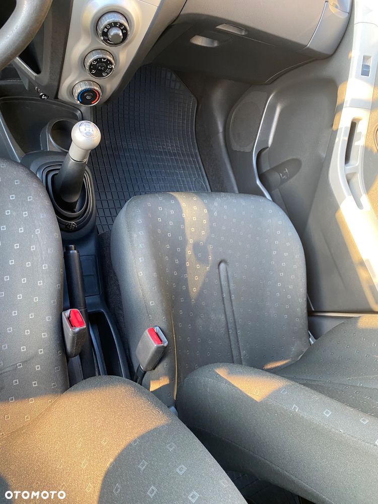 Toyota Yaris - 37