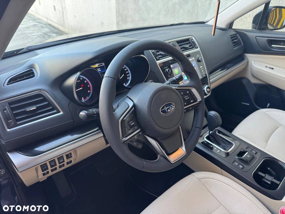 Subaru Outback 2.5i Exclusive - 13