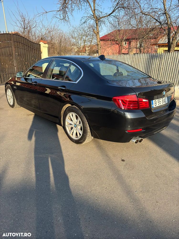 BMW Seria 5 520d xDrive AT - 3