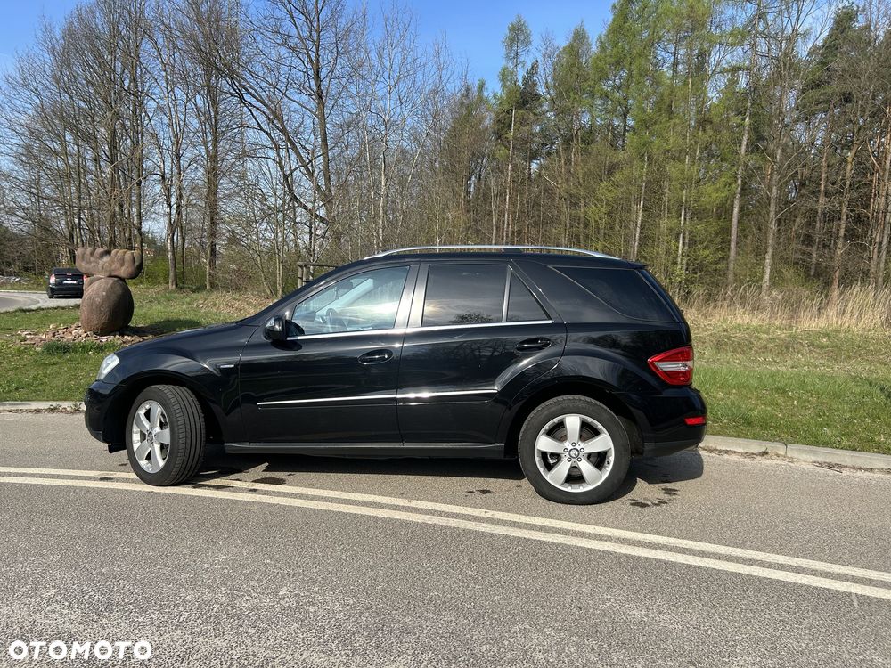 Mercedes-Benz ML 300 CDI 4Matic 7G-TRONIC DPF BlueEFFICIENCY - 14