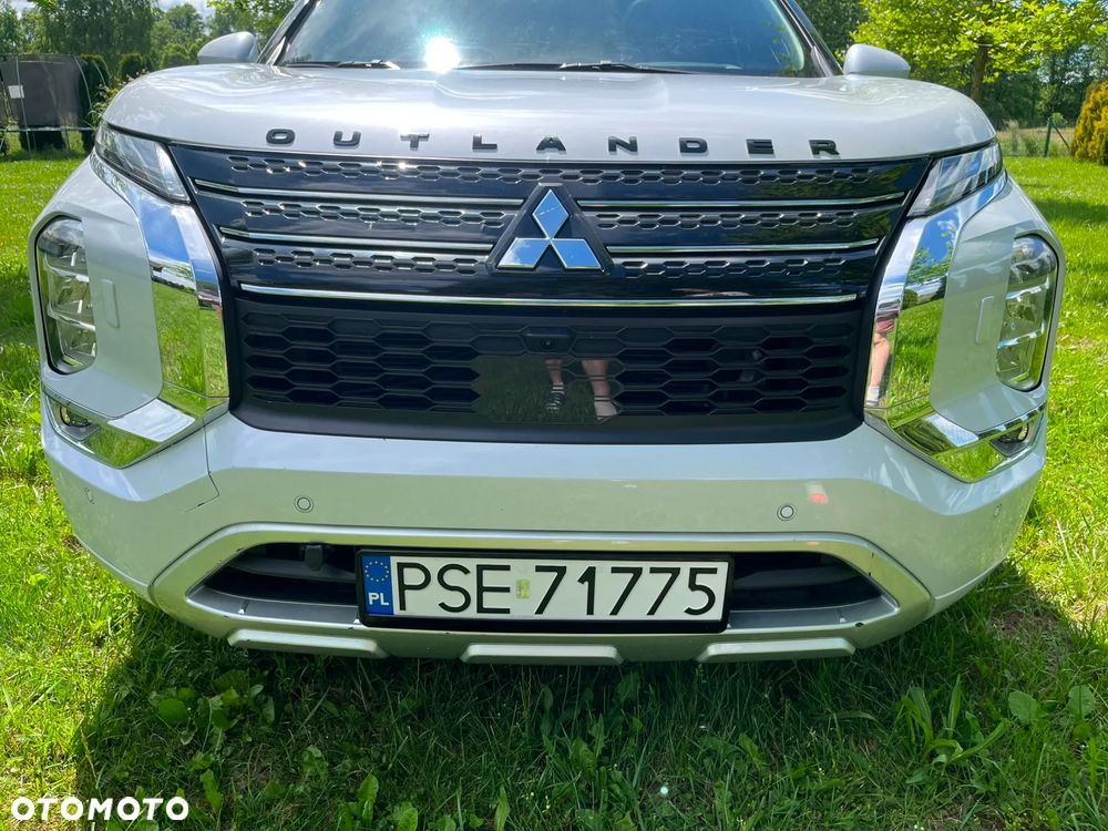Mitsubishi Outlander Intense + - 3