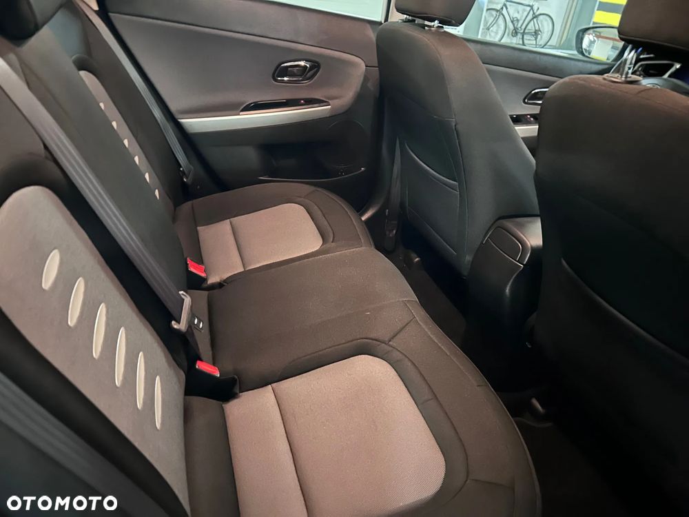 Kia Ceed 1.6 CRDi 128 Dream-Team Edition - 14