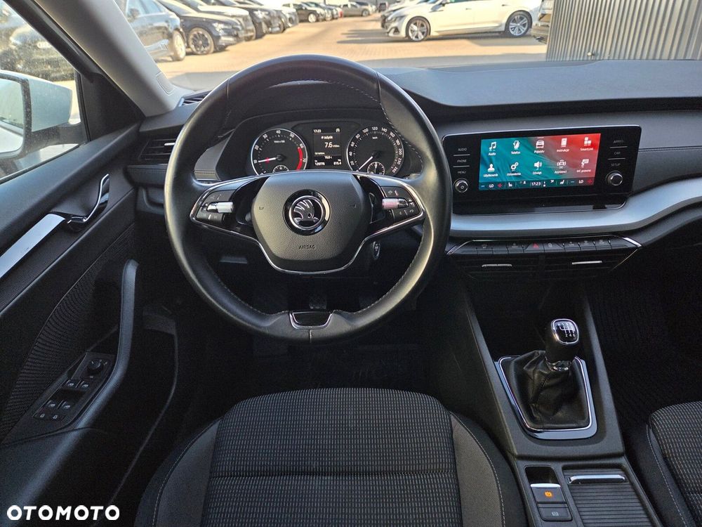Skoda Octavia 1.5 TSI GPF ACT Ambition - 3