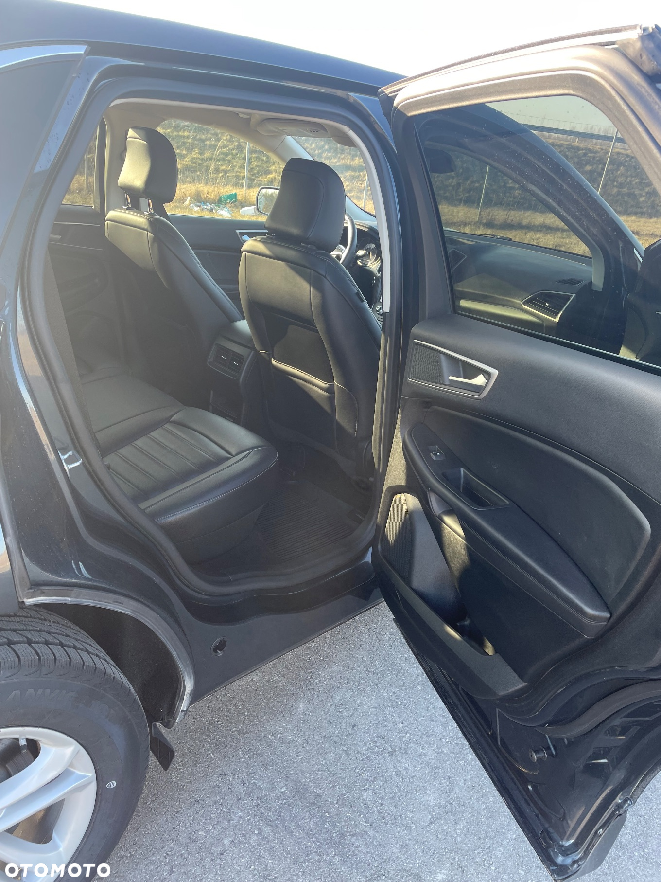 Ford Edge - 12