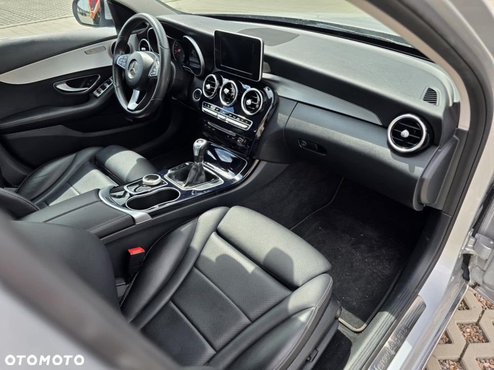 Mercedes-Benz Klasa C 200 (BlueTEC) d Avantgarde - 17