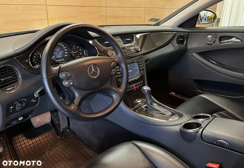Mercedes-Benz CLS - 11