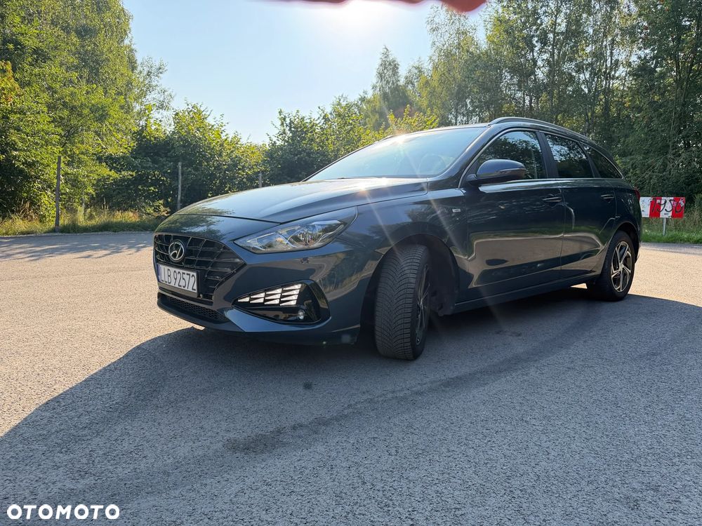 Hyundai i30 1.5 T-GDI 48V Comfort DCT - 10