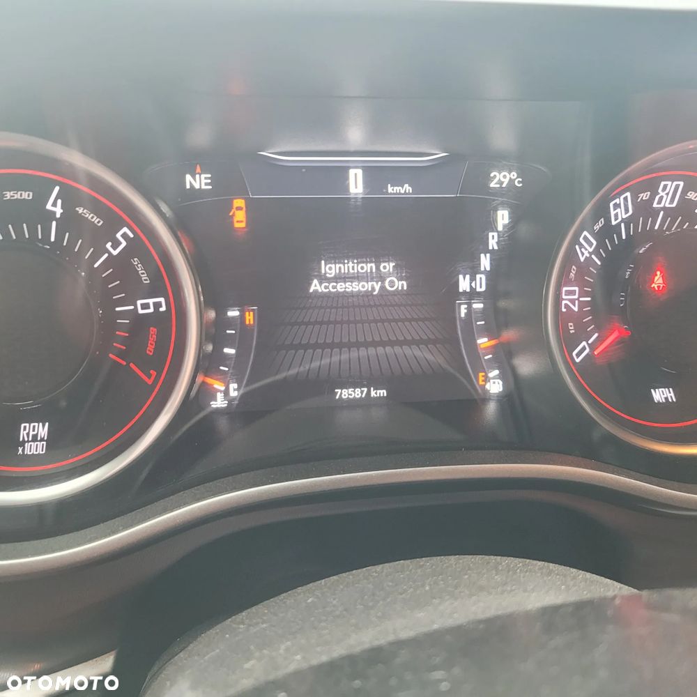 Dodge Challenger 3.6 SXT Plus - 15