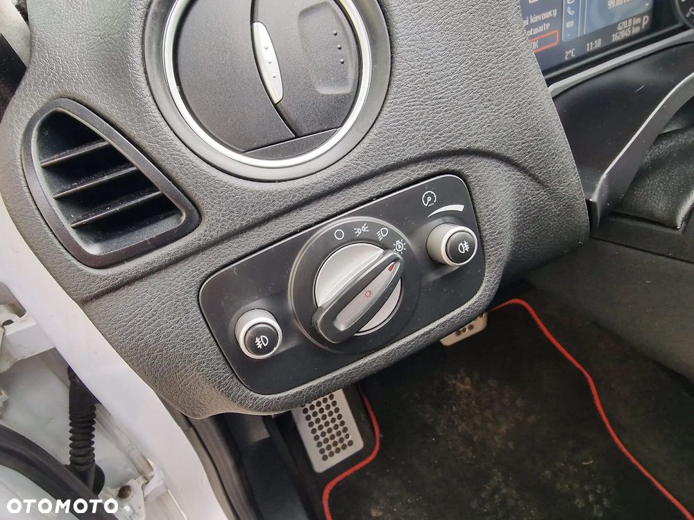 Ford S-Max 2.0 EcoBoost Titanium X - 29