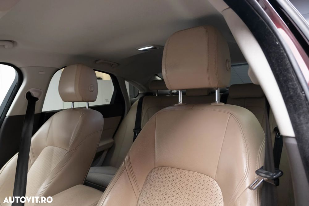 Jaguar XF 20d AWD Prestige - 14