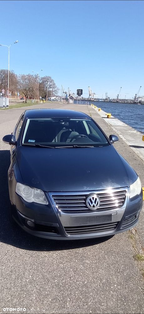 Volkswagen Passat 2.0 TDI DPF Highline - 7