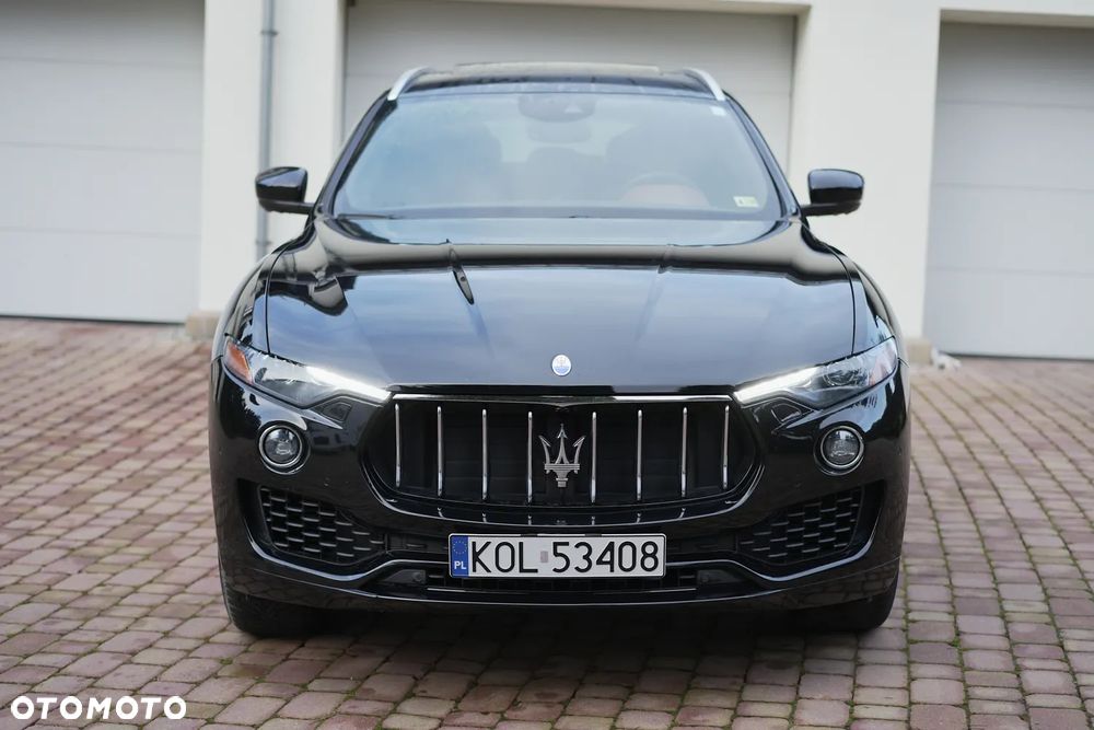 Maserati Levante - 3