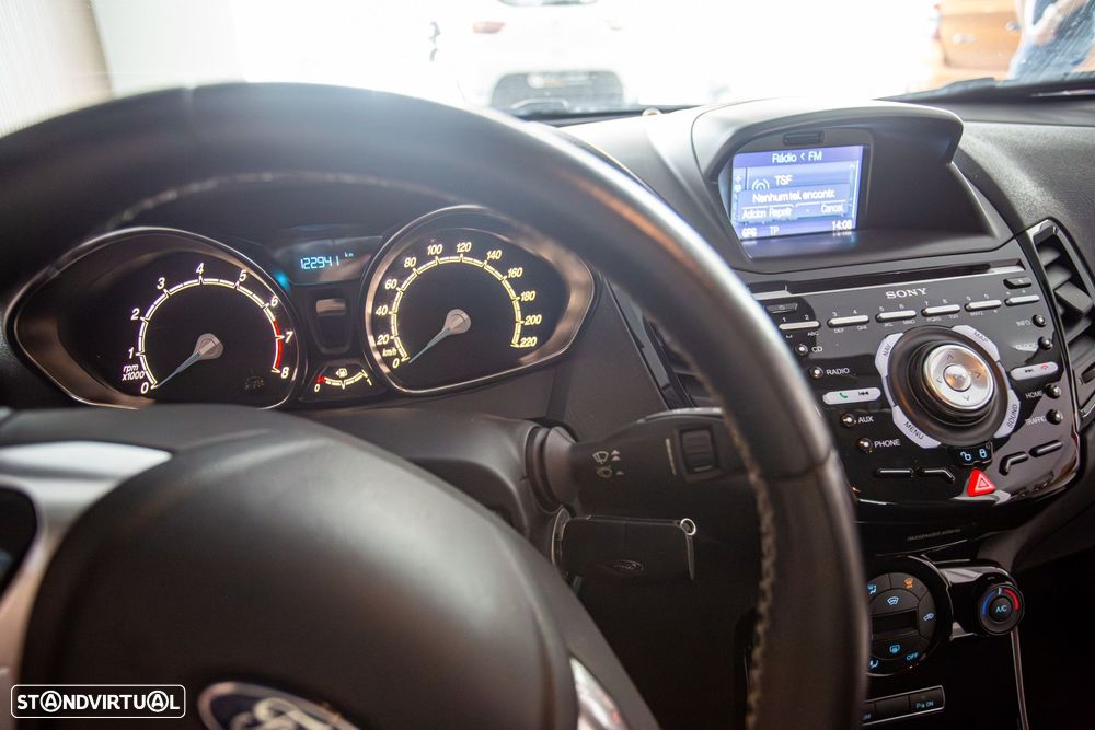 Ford Fiesta 1.0 T EcoBoost STLine - 13