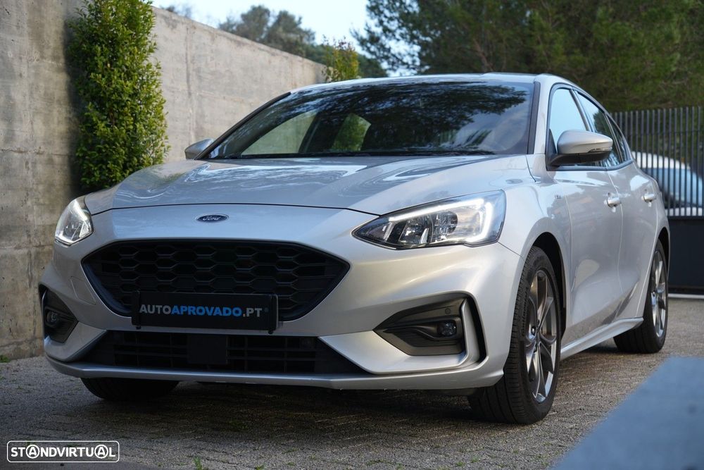 Ford Focus 1.0 EcoBoost MHEV ST-Line - 29