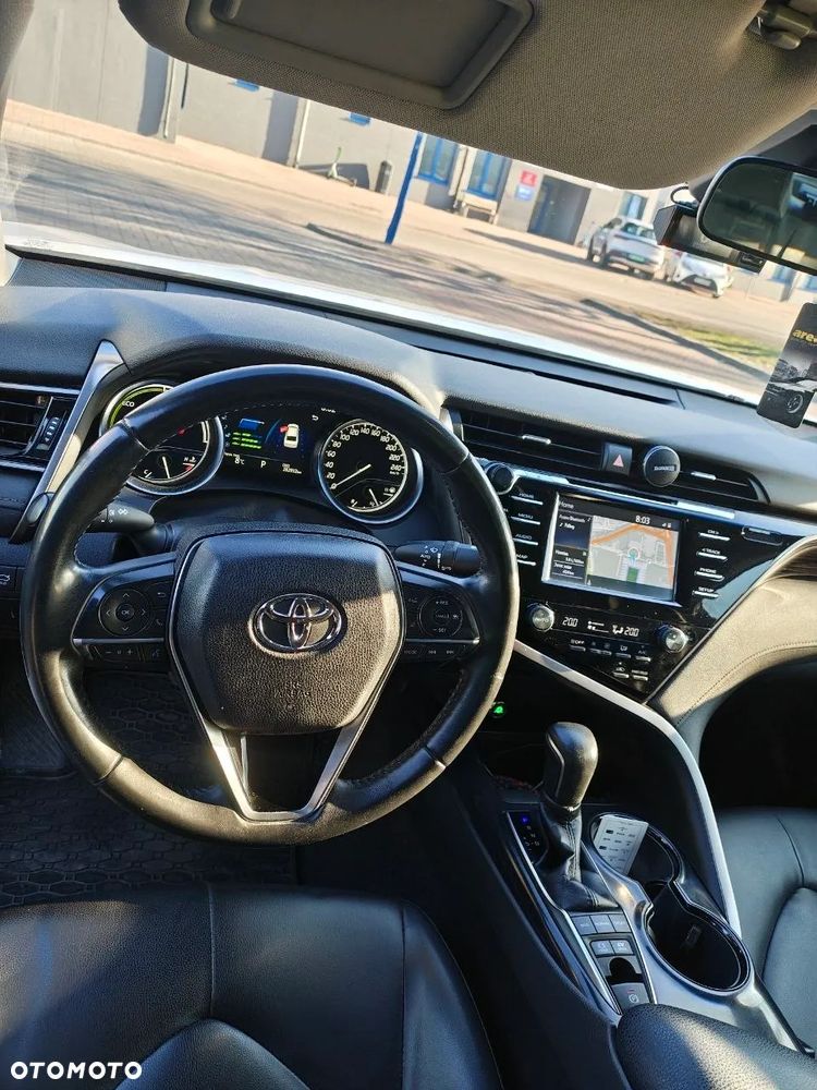 Toyota Camry 2.5 Hybrid Comfort CVT - 9