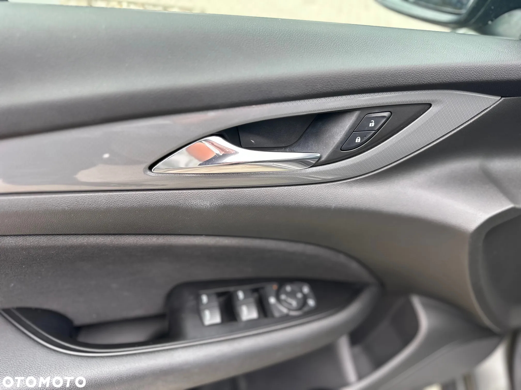 Opel Insignia - 13