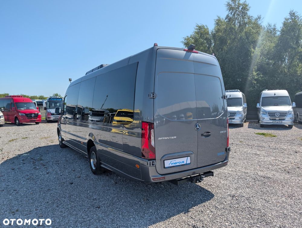 Mercedes-Benz Sprinter 519 - 10