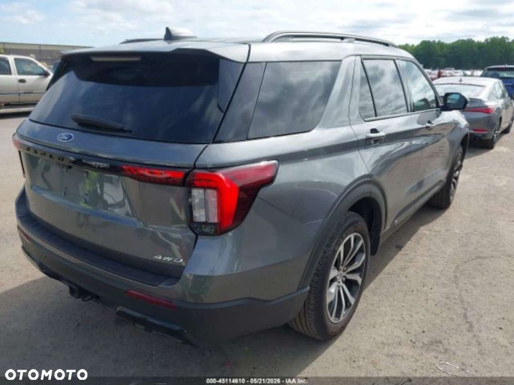 Ford Explorer - 7