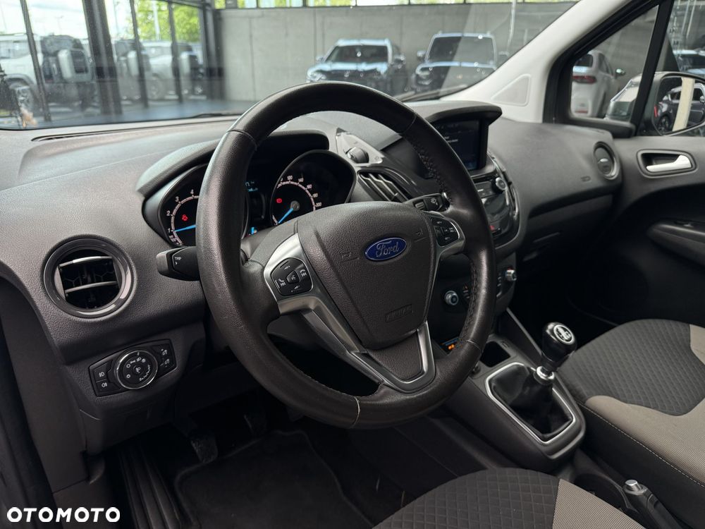 Ford Tourneo Courier 1.0 EcoBoost Titanium - 10