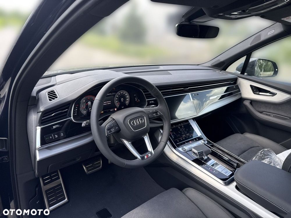 Audi Q7 - 12