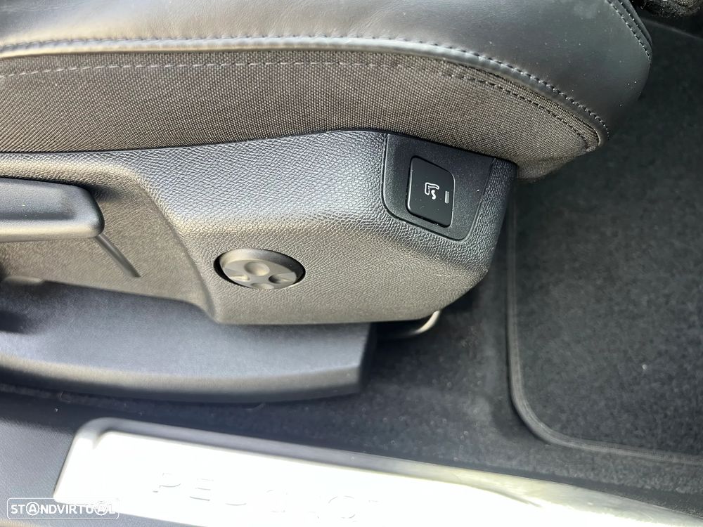 Peugeot 3008 1.2 PureTech GT Line EAT8 - 20