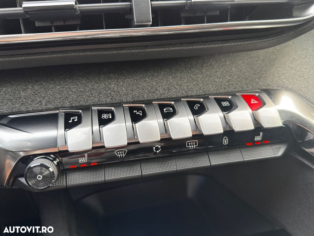 Peugeot 3008 BlueHDi 130 Stop & Start EAT8 Active - 28