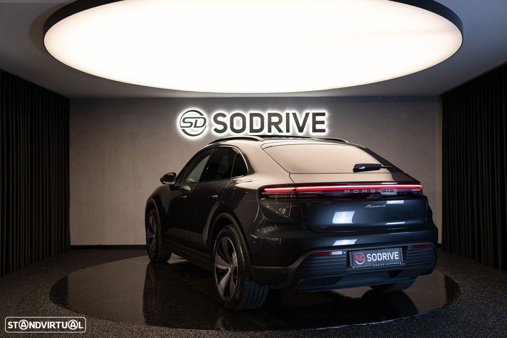 Porsche Macan Electric 4 - 3