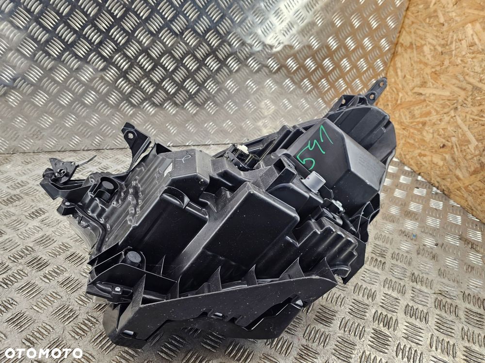 suzuki sx4 s cross lampa reflektor full led prawy europa 6429r - 4