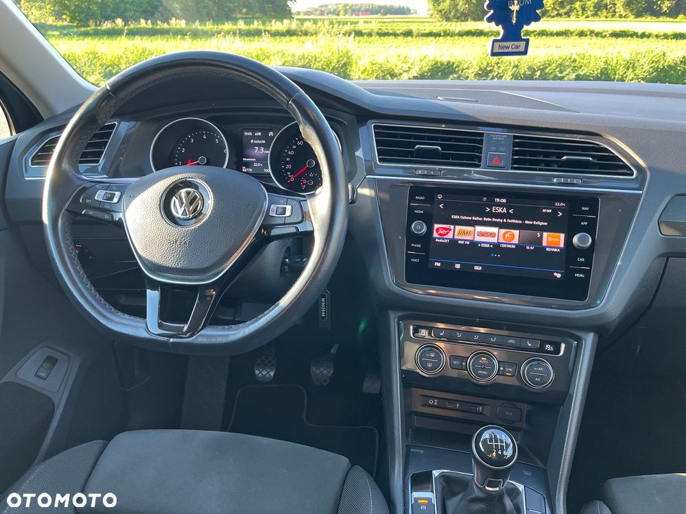 Volkswagen Tiguan 1.4 TSI BMT Comfortline - 11
