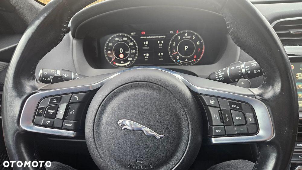 Jaguar F-Pace 2.0 i4P AWD Portfolio - 8