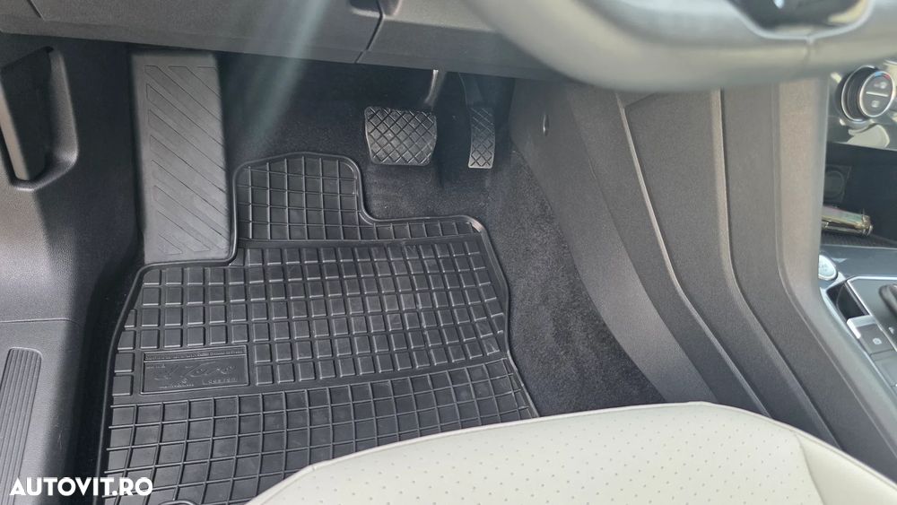 Volkswagen Tiguan - 19