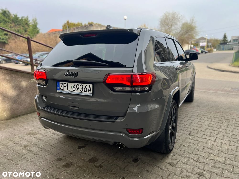 Jeep Grand Cherokee - 4