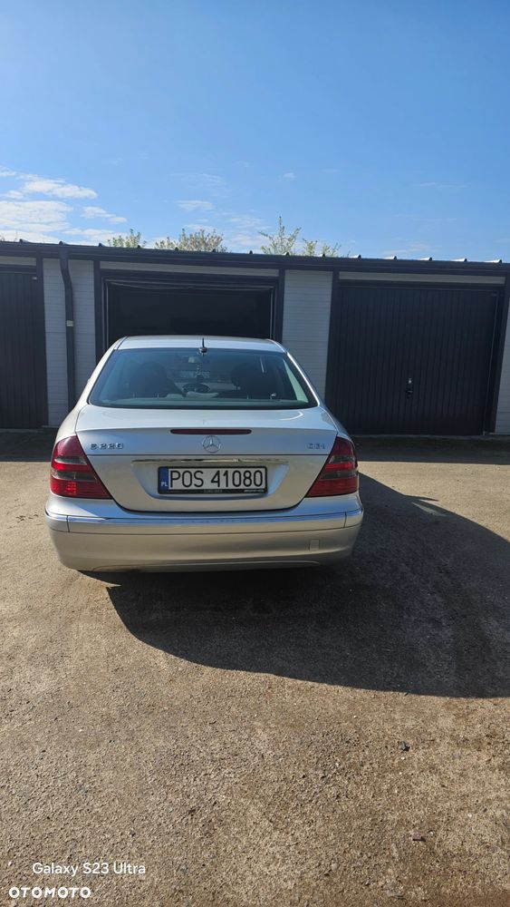 Mercedes-Benz Klasa E 220 CDI Elegance - 5
