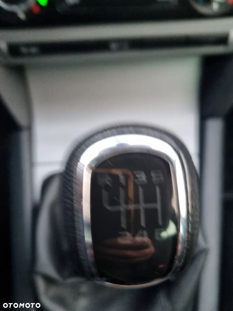 Skoda Octavia 1.8 TSI FAMILY - 28